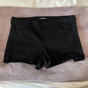 Express Shorts